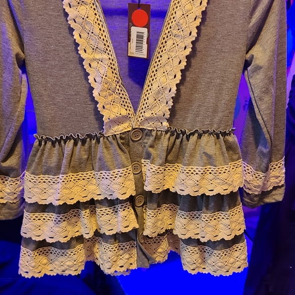 Girls clothes - Picture 11 of 13